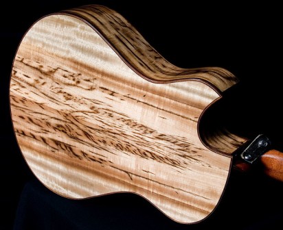 La mejor madera para una guitarra acústica