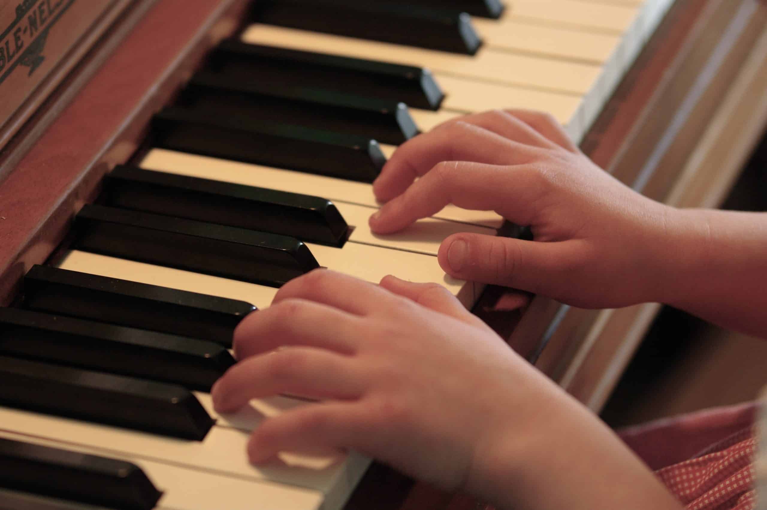 bufanda Búsqueda pronóstico Tips para practicar tocando el piano - MUSINEA