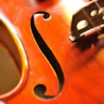 El Mundo de los Violines 4/4: Tamaño Completo, Sonidos Profundos y Más
